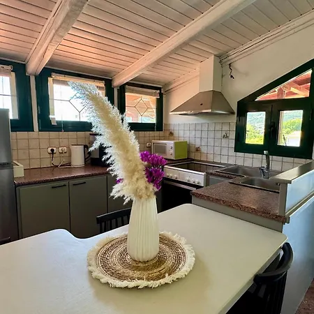 Apartament Whitehome