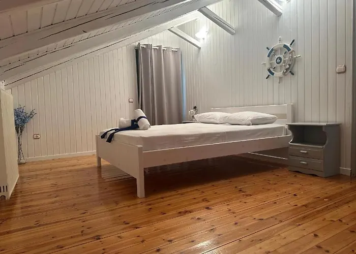 Whitehome Vasiliki