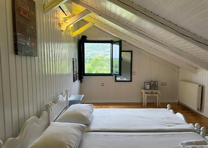 Whitehome