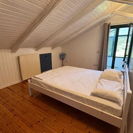 Whitehome Appartement *